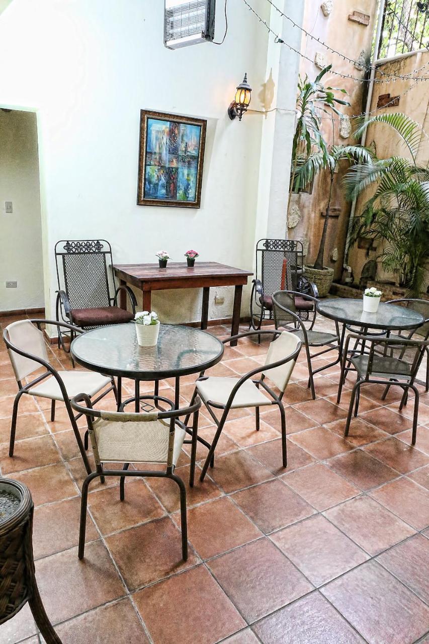 Hotel Aluge Santo Domingo Exterior foto